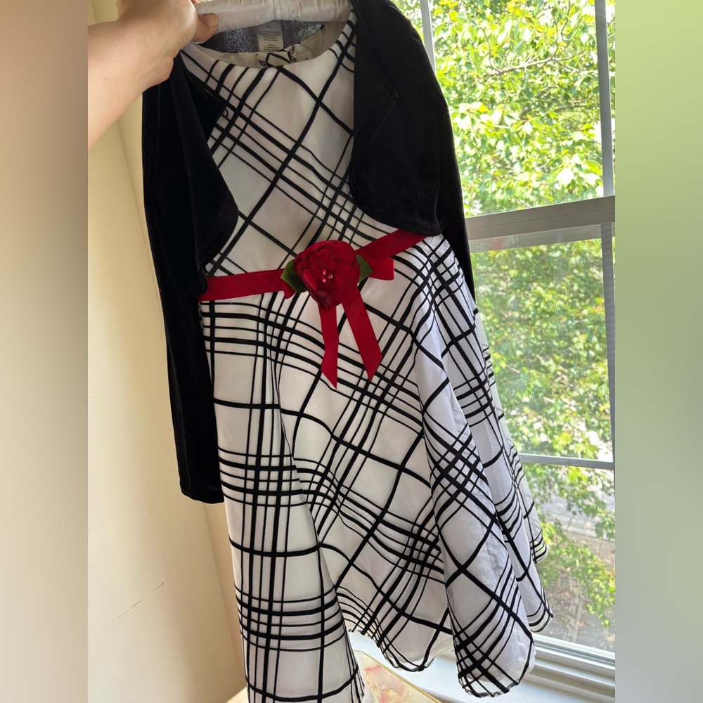 Black and White Strapless A-Line Dress for Wedding Guest 6X
